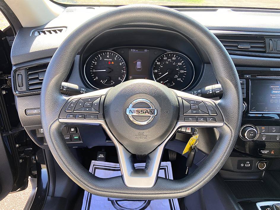 Used 2018 Nissan Rogue S FWD image 13