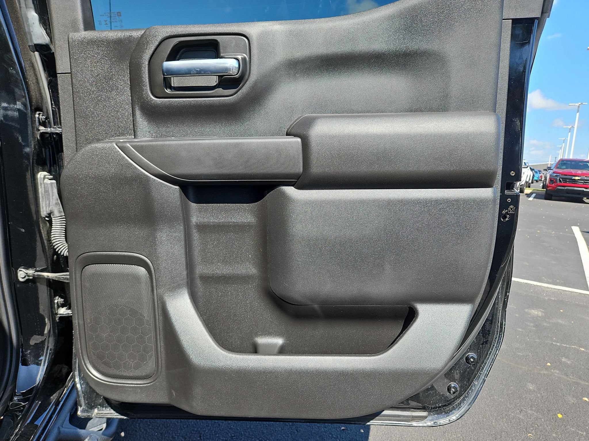 Certified 2025 Chevrolet Silverado 1500 Custom AWD/4WD image 26