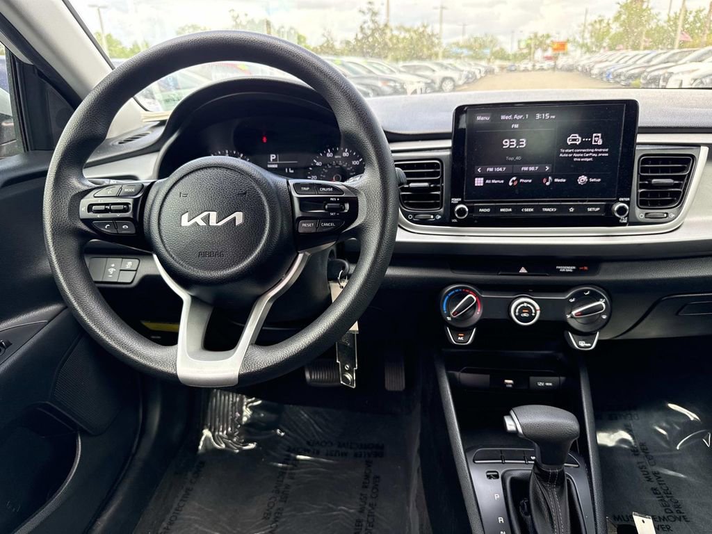 Used 2022 Kia Rio S image 16