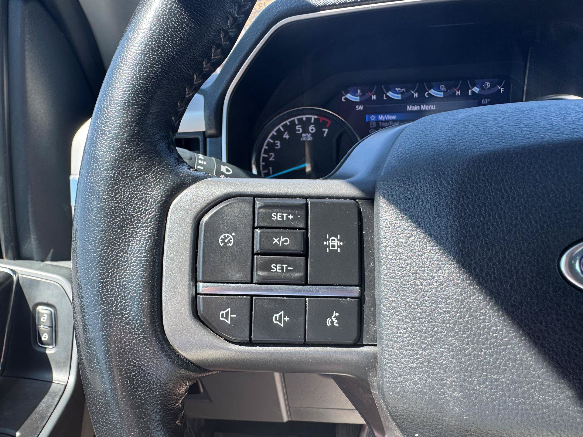 Used 2021 Ford F150 XLT w/ Equipment Group 301A Mid AWD/4WD image 18