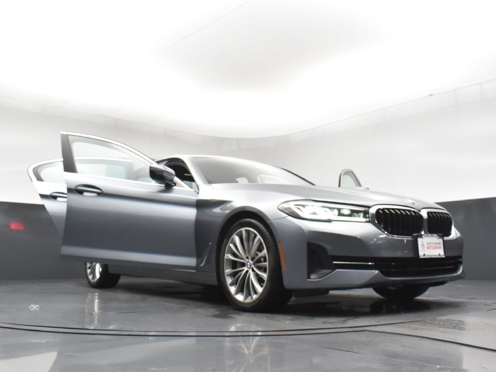 Used 2021 BMW 530i xDrive w/ Convenience Package AWD/4WD image 30