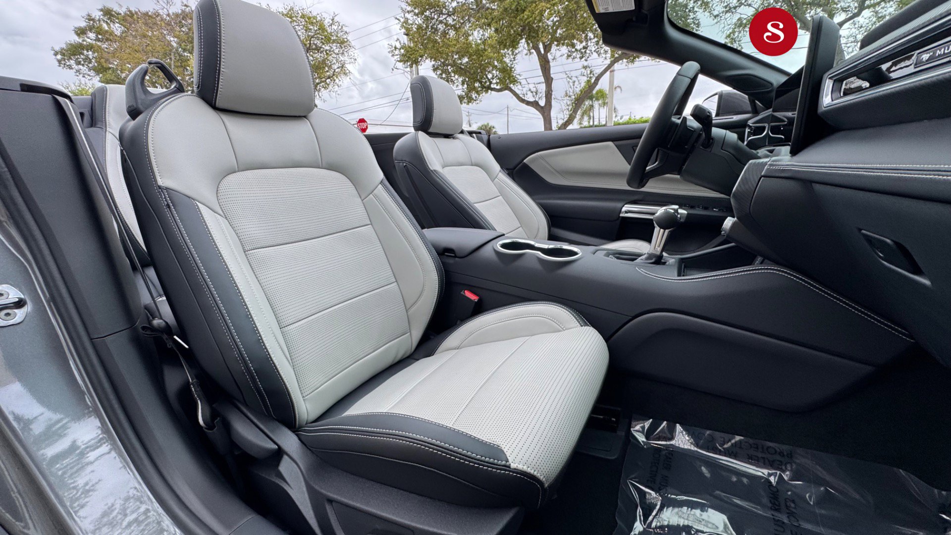 Used 2025 Ford Mustang GT Premium image 20