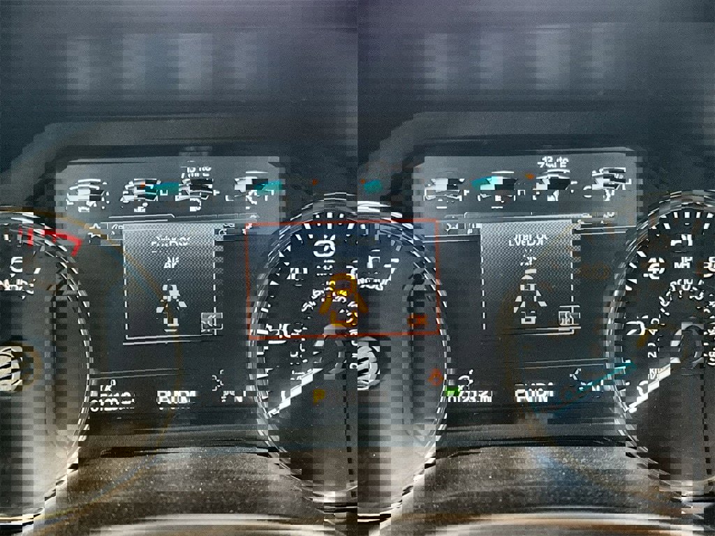 Used 2019 Ford F150 Lariat image 18