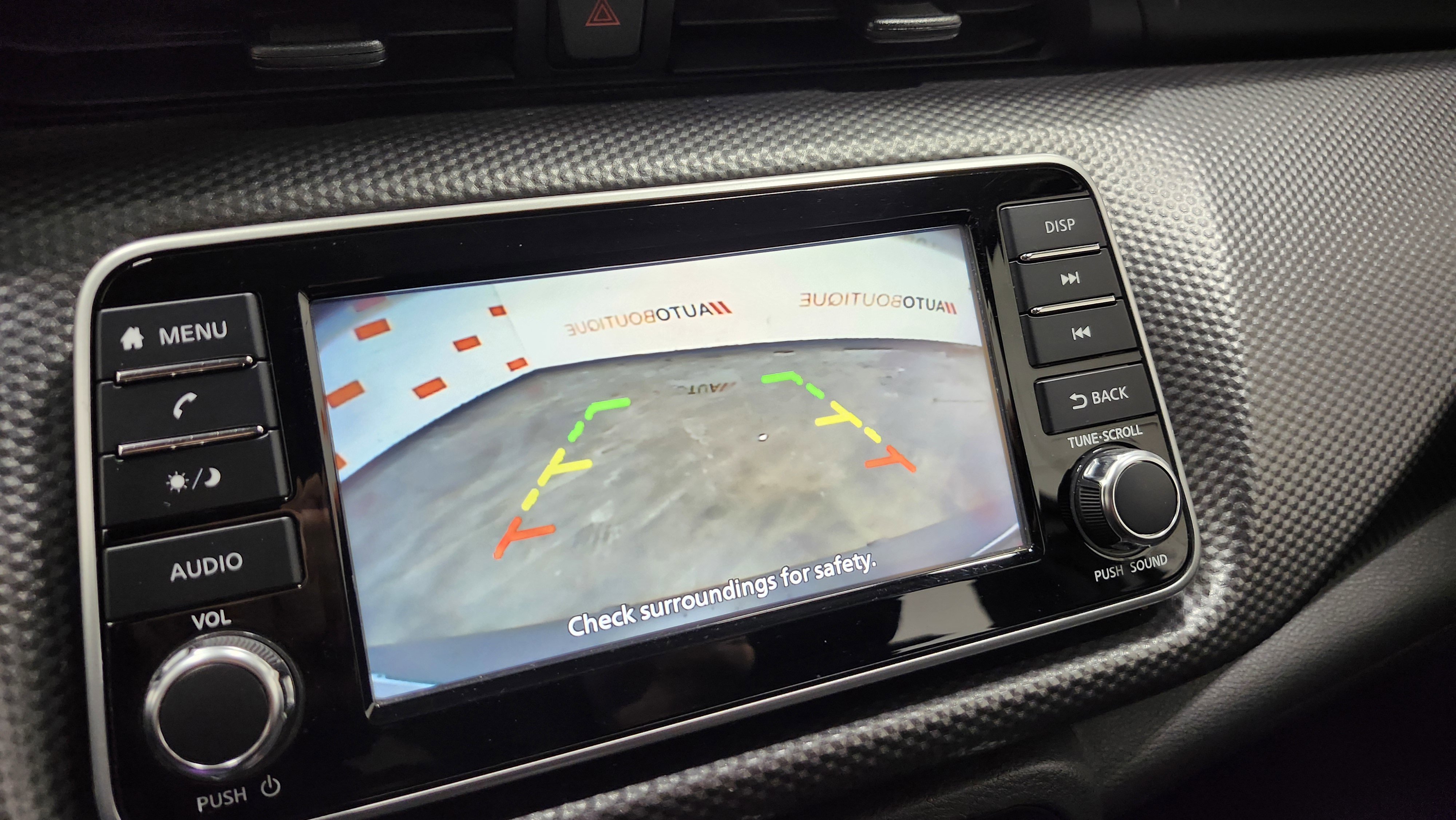 Used 2020 Nissan Kicks S image 2