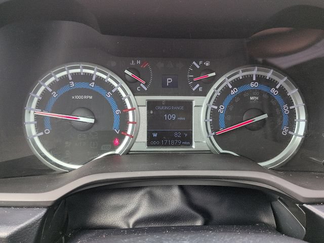 Used 2018 Toyota 4Runner Limited AWD/4WD image 23