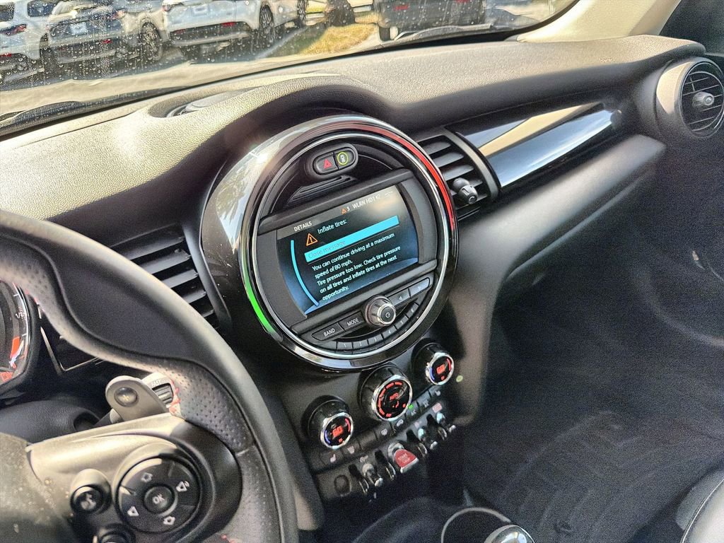 Used 2021 MINI Cooper S image 22