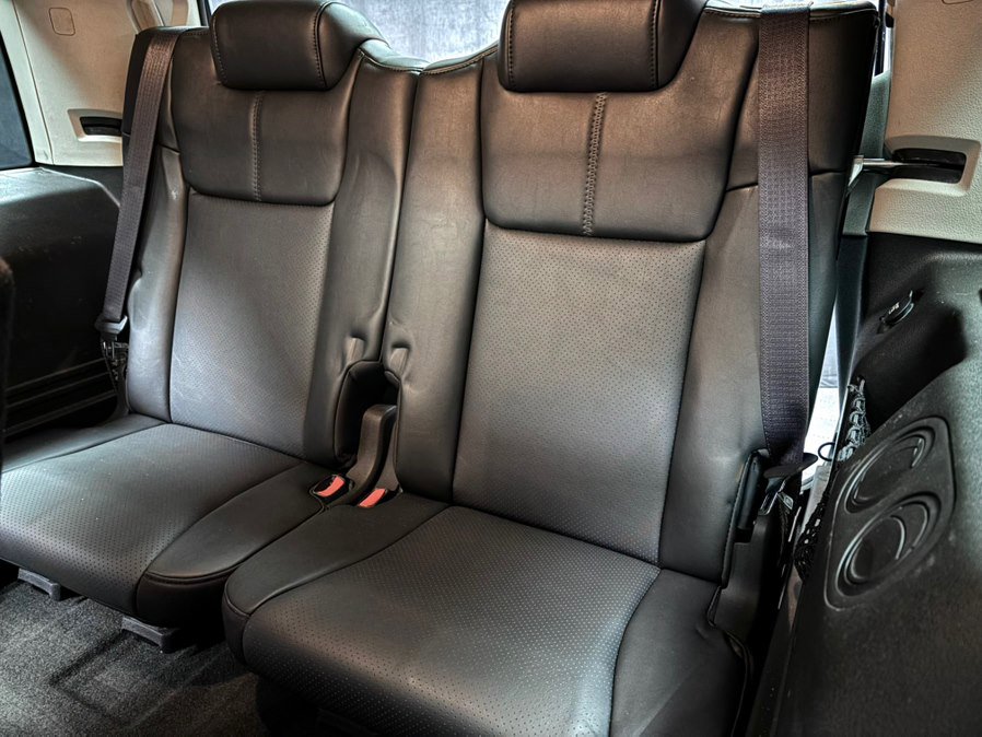 Used 2010 Jeep Commander Limited image 30