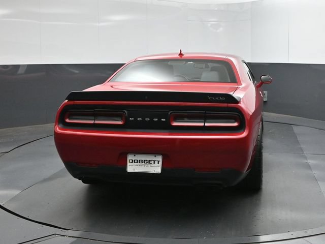 Used 2016 Dodge Challenger SRT Hellcat RWD image 5