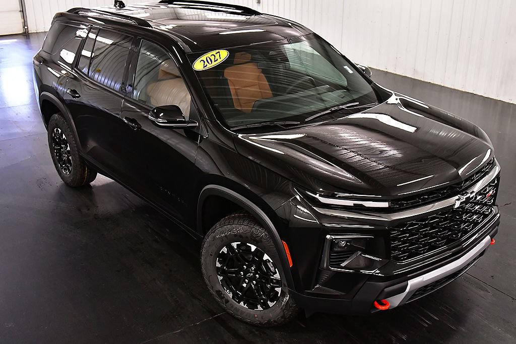 New 2027 Chevrolet Traverse Z71 w/ LPO, Floor Liner Package AWD/4WD image 12
