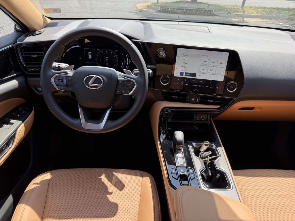 Used 2025 Lexus NX 350 AWD w/ Cold Area Package image 8