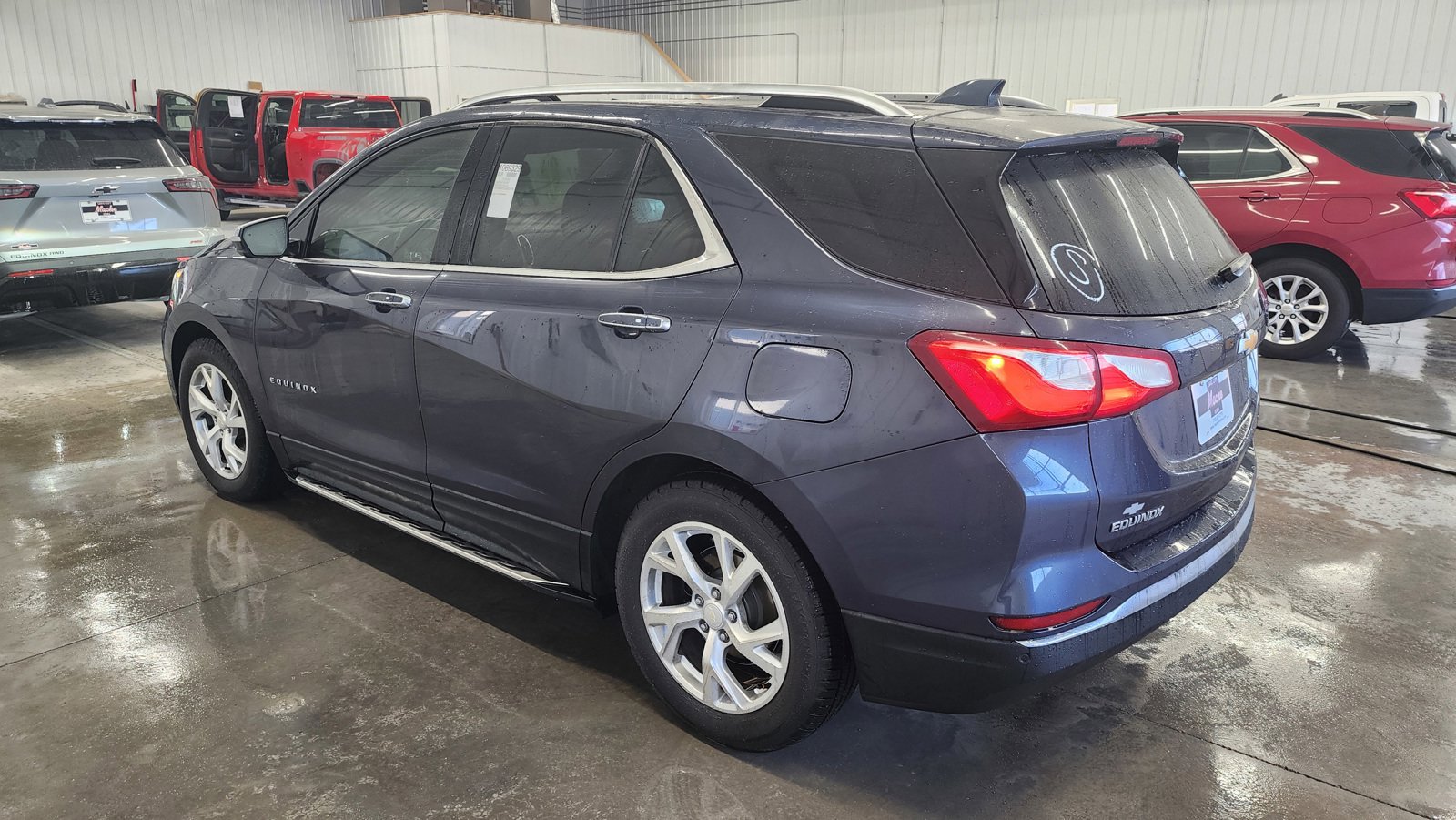Used 2018 Chevrolet Equinox Premier FWD image 6