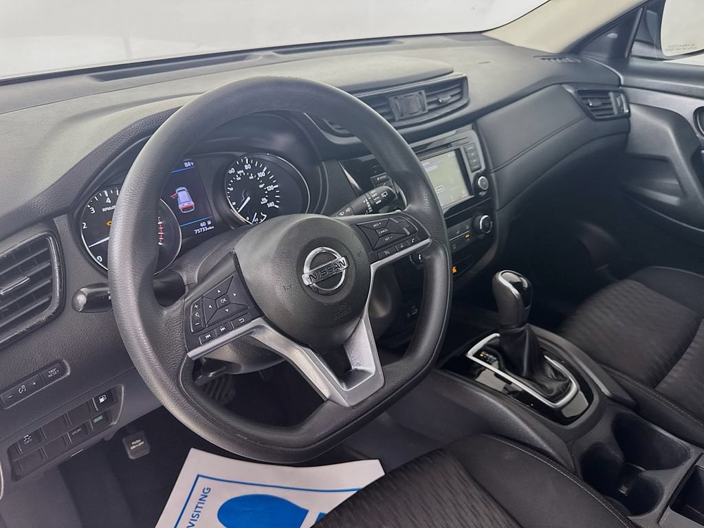 Used 2018 Nissan Rogue S FWD image 11