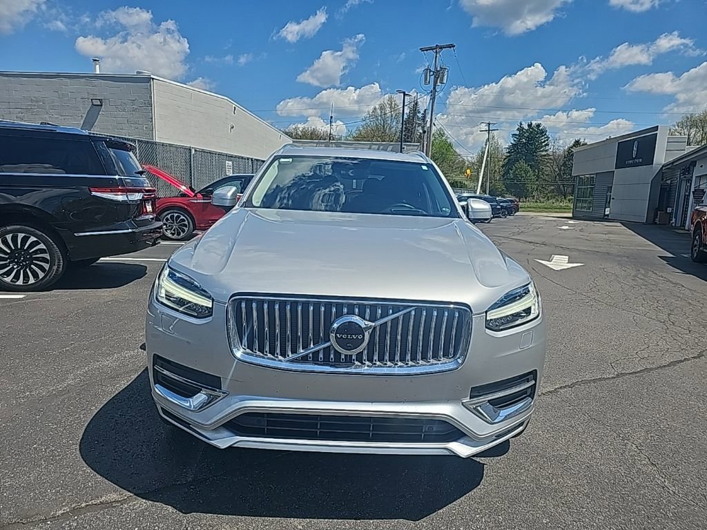 Used 2020 Volvo XC90 T6 Inscription w/ Protection Package AWD/4WD image 2
