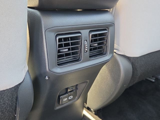 Used 2024 Toyota RAV4 XLE w/ Convenience Package image 16