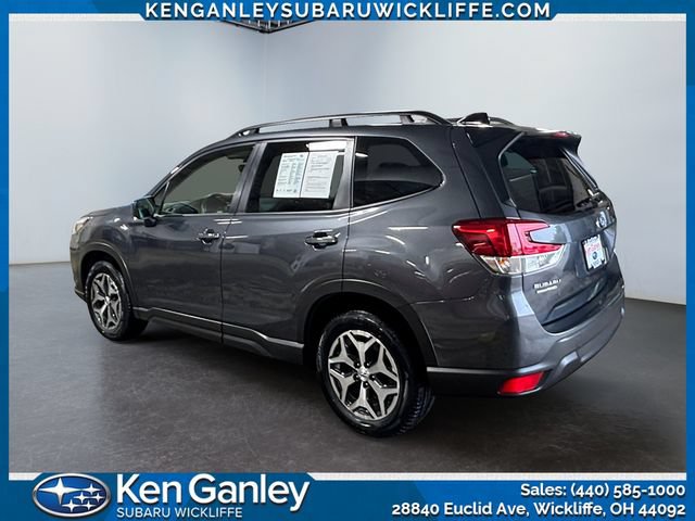 Used 2024 Subaru Forester Premium AWD/4WD image 3
