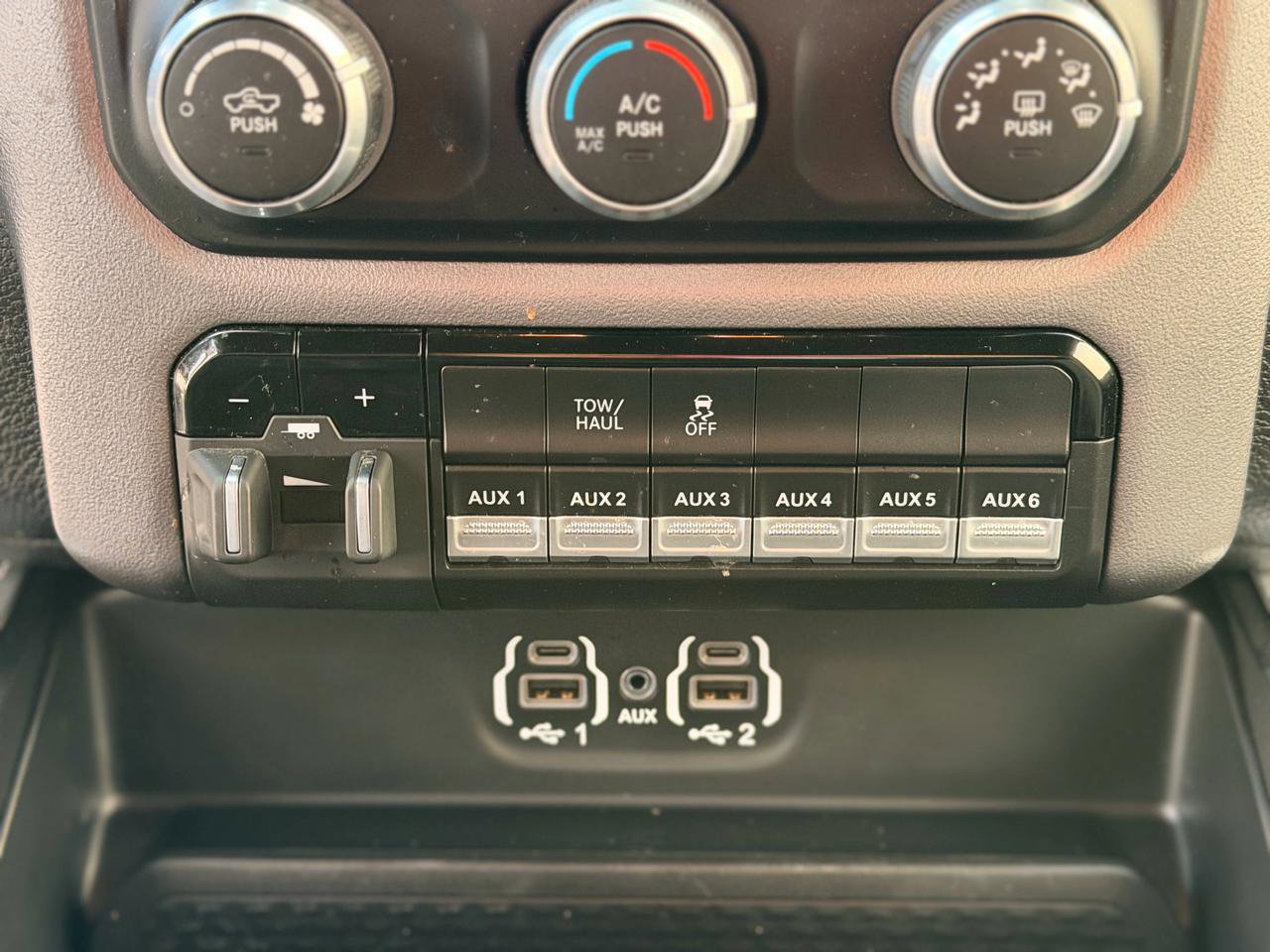 Used 2023 RAM 2500 Big Horn w/ Level 1 Equipment Group image 19