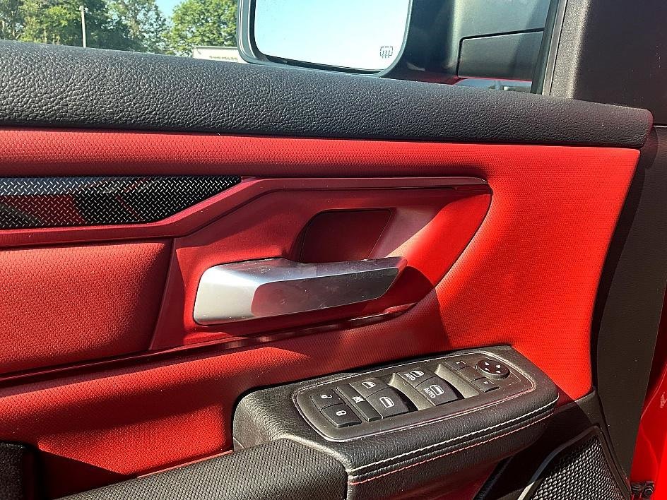 Used 2020 RAM 1500 Rebel image 13