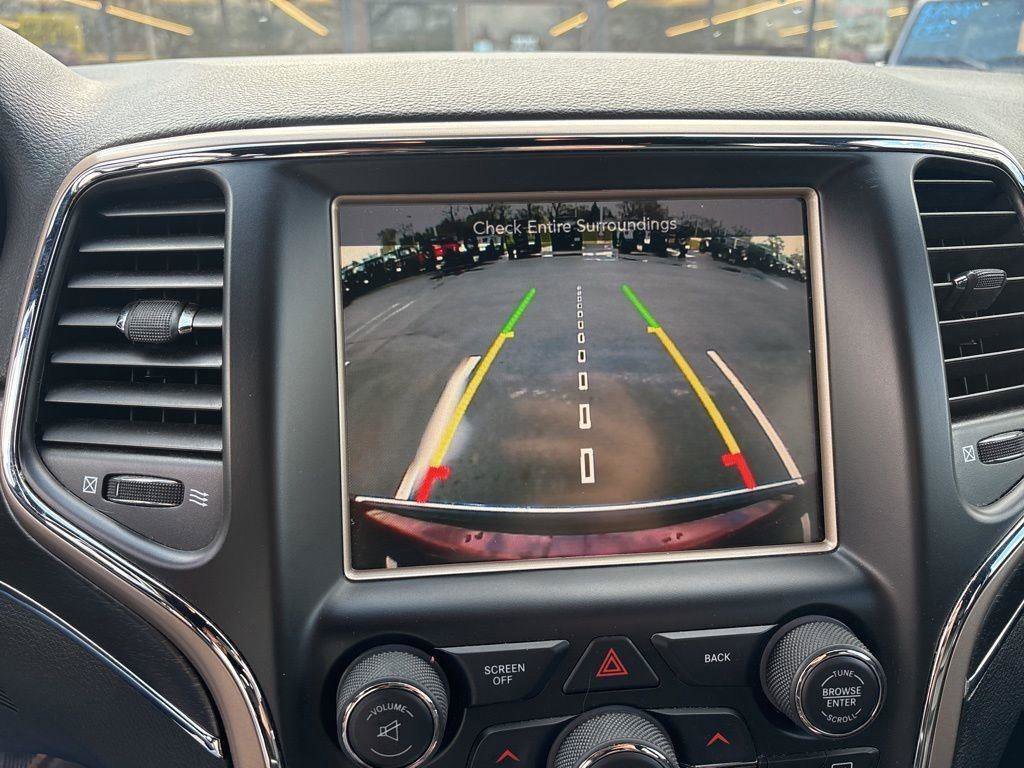 Used 2016 Jeep Grand Cherokee Limited image 23