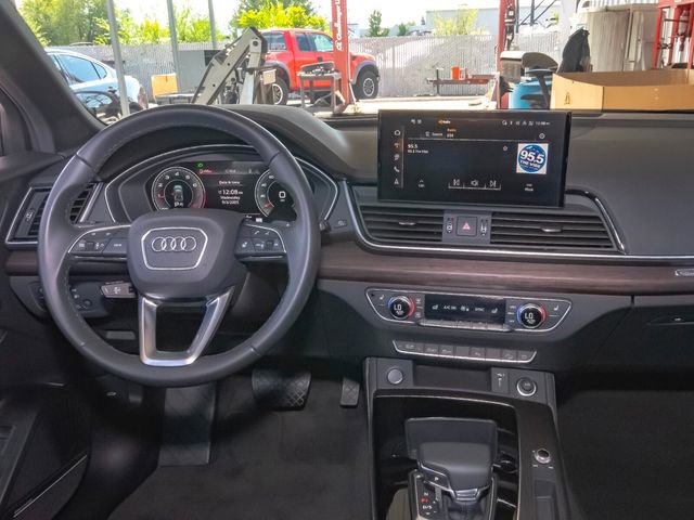 Certified 2024 Audi Q5 2.0T Premium Plus image 39