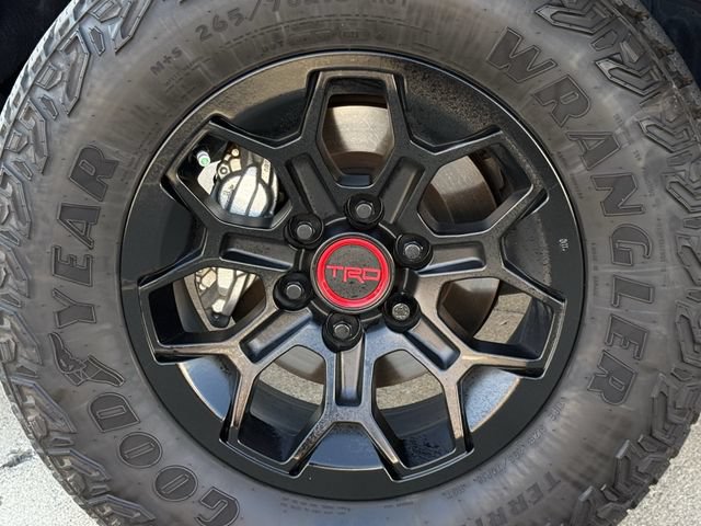 Used 2026 Toyota Tacoma TRD Pro AWD/4WD image 10