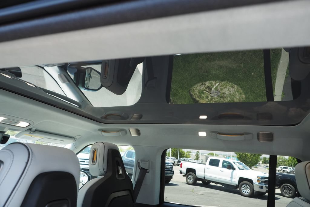 Used 2023 Rivian R1S Launch Edition Quad AWD/4WD image 18
