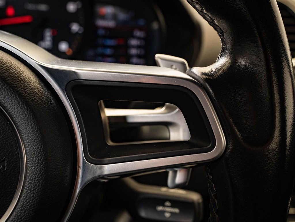 Used 2021 Porsche 718 Boxster image 31