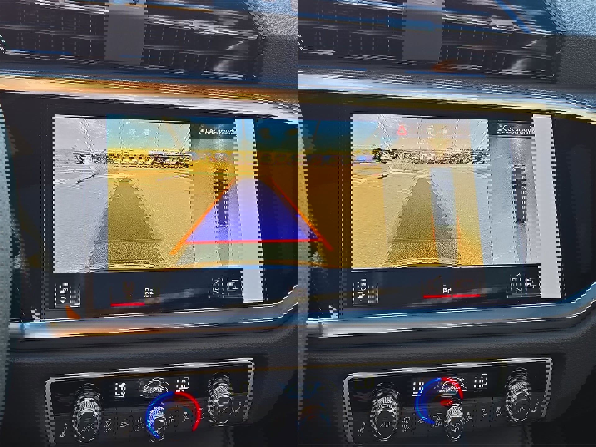 New 2025 Audi Q3 2.0T Premium Plus image 18