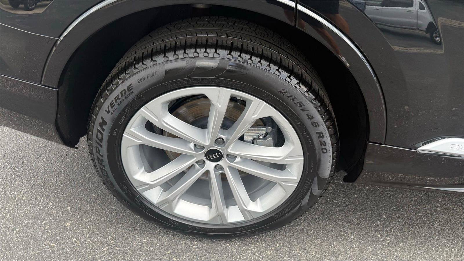 Used 2025 Audi Q7 3.0T Premium Plus AWD/4WD image 13