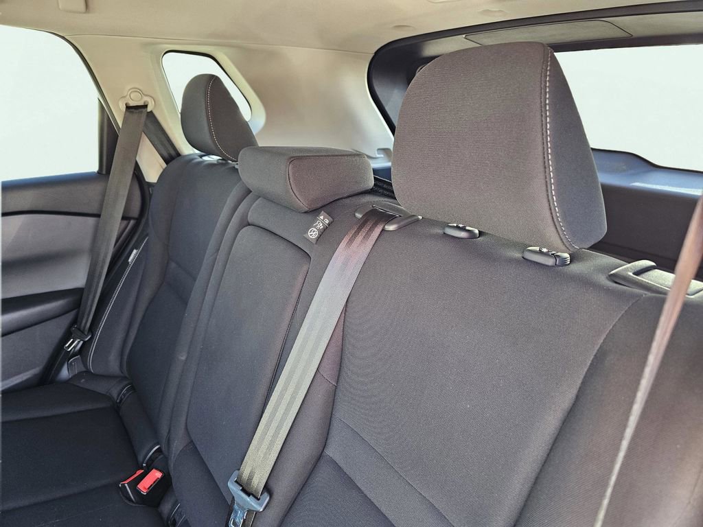 Used 2024 Nissan Rogue S image 33