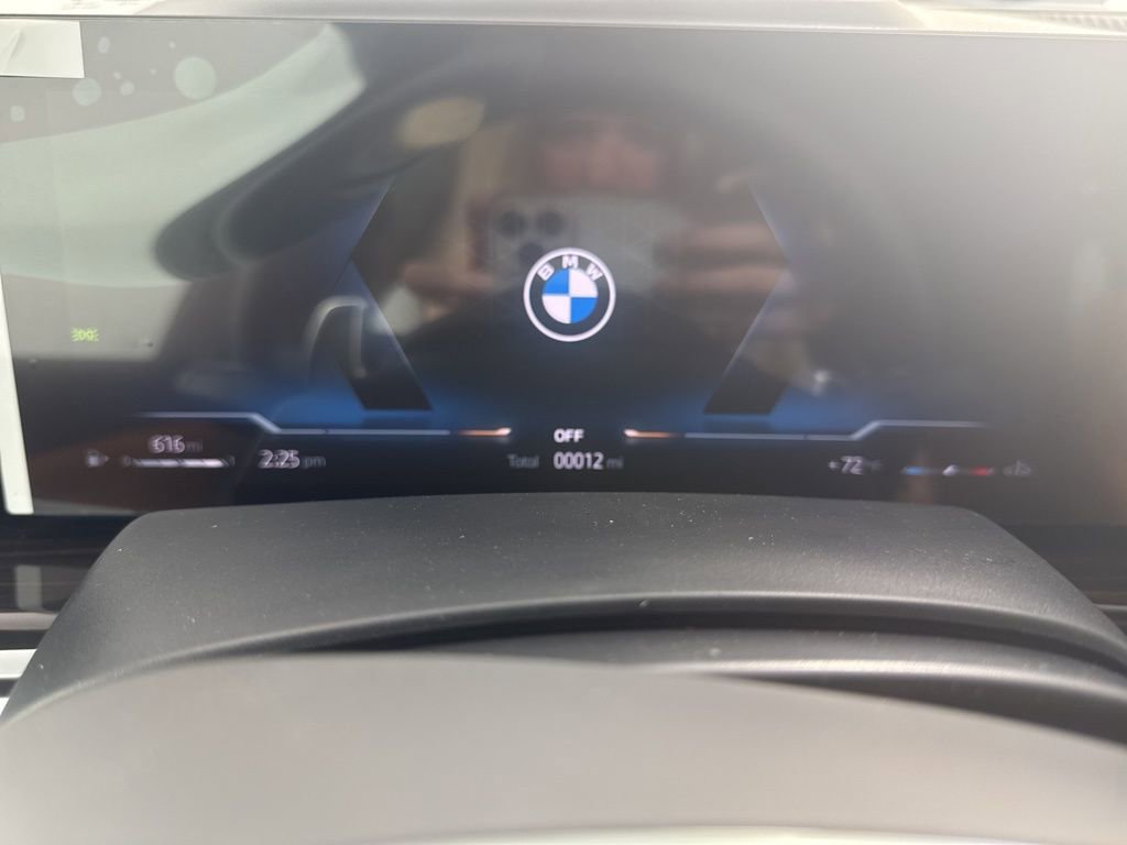 New 2026 BMW X5 xDrive40i w/ M Sport Package AWD/4WD image 21