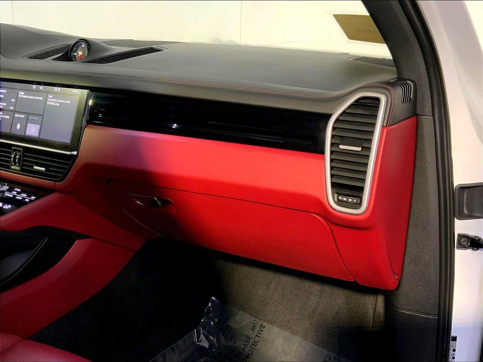Certified 2021 Porsche Cayenne AWD/4WD image 22