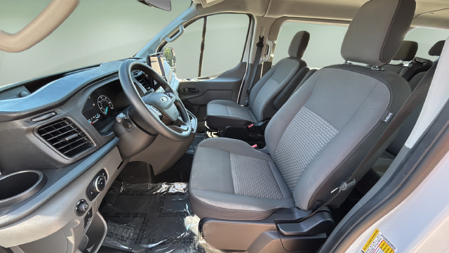 Used 2025 Ford Transit 350 XLT RWD image 19