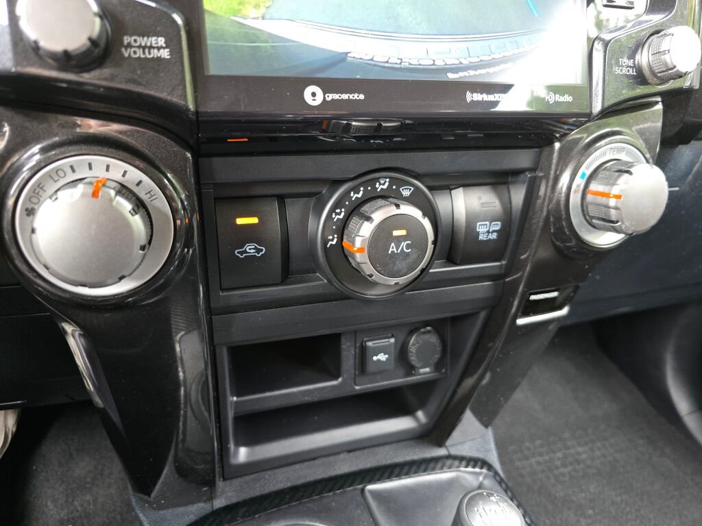 Used 2020 Toyota 4Runner SR5 image 32