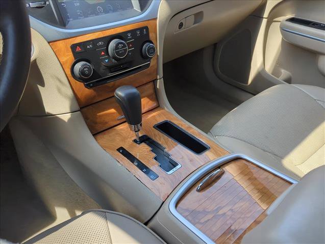 Used 2014 Chrysler 300 C image 14