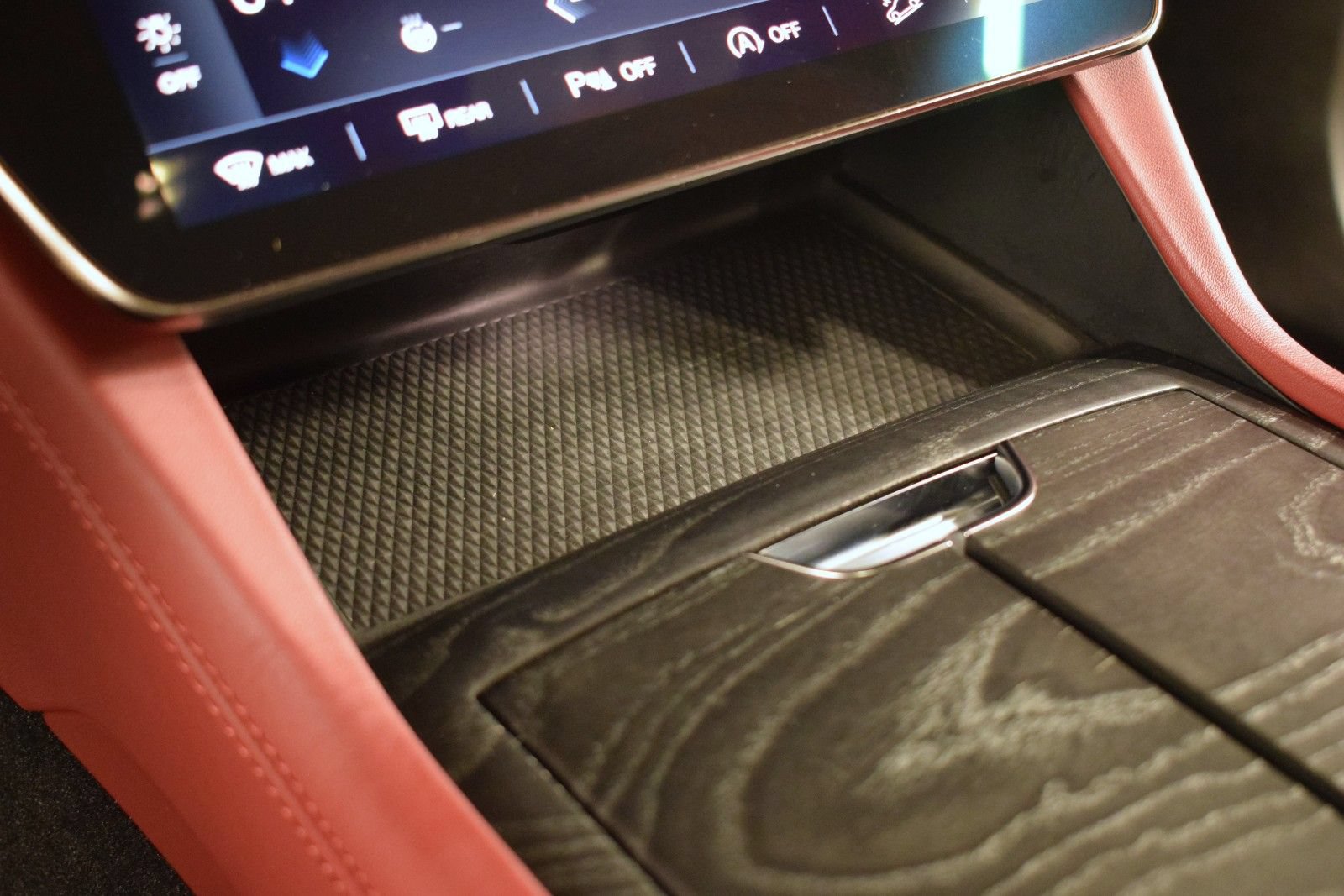 Certified 2023 Maserati Grecale Modena AWD/4WD image 34