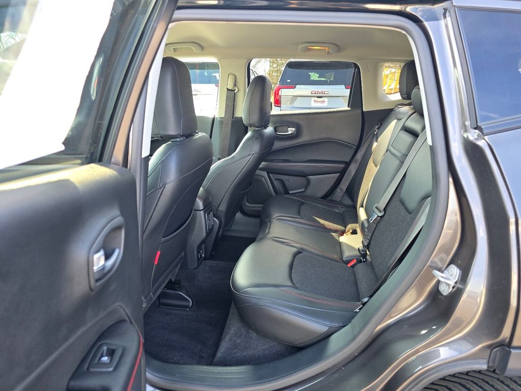 Used 2018 Jeep Compass Trailhawk w/ Navigation Group image 26