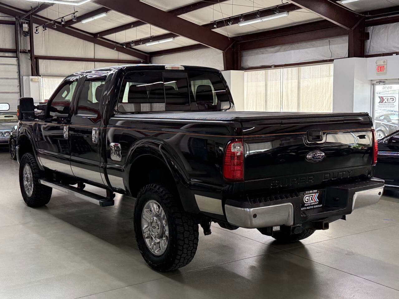 Used 2016 Ford F250 Lariat w/ Lariat Ultimate Package image 2