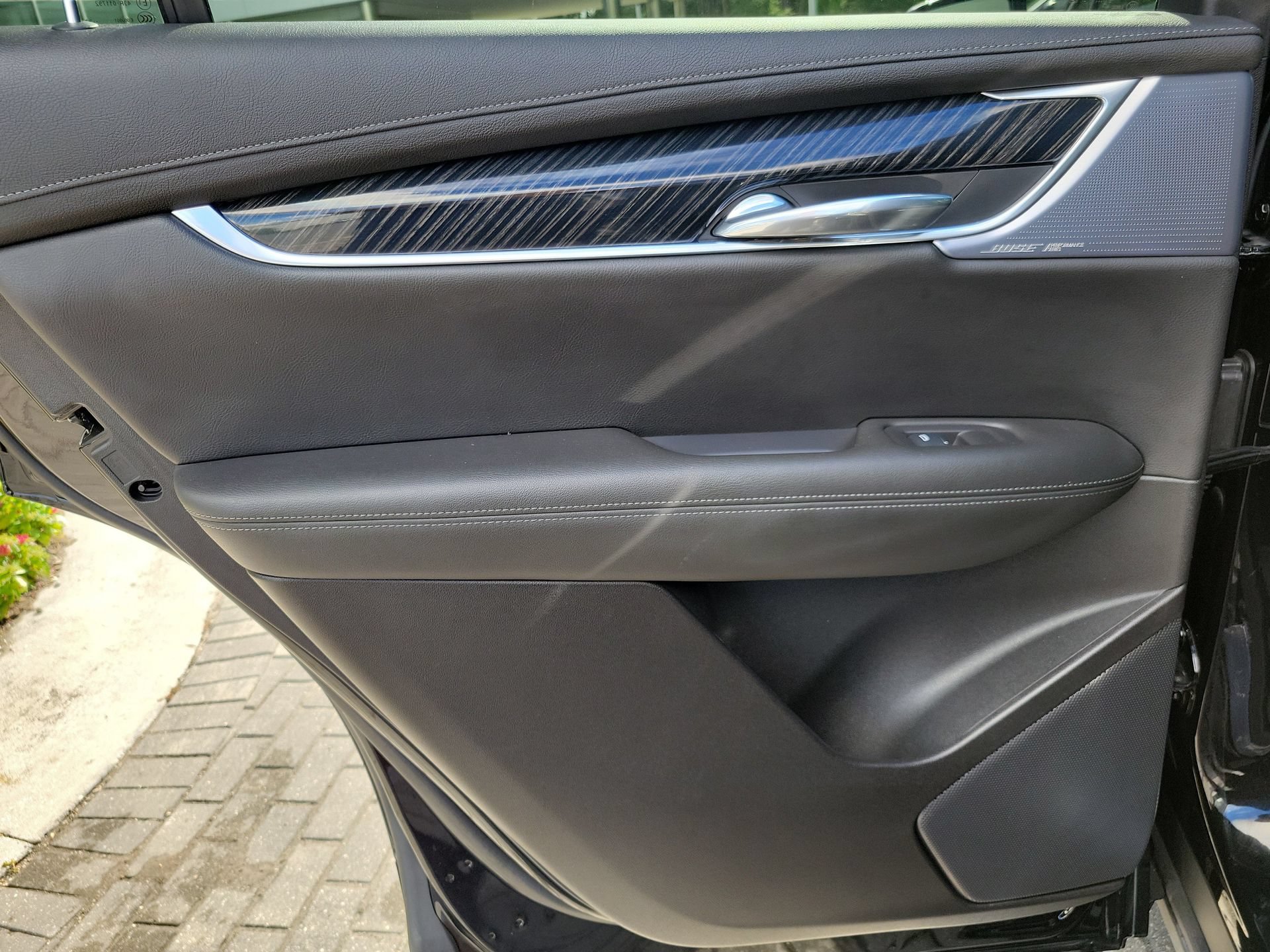 Used 2024 Cadillac XT6 Premium Luxury FWD image 16