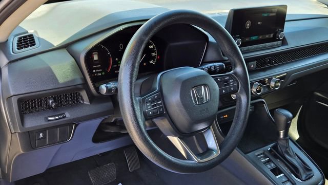 Used 2023 Honda CR-V LX image 9