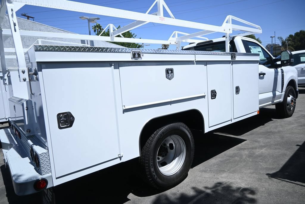 New 2026 Ford F350 XL w/ XL Chrome Package RWD image 6
