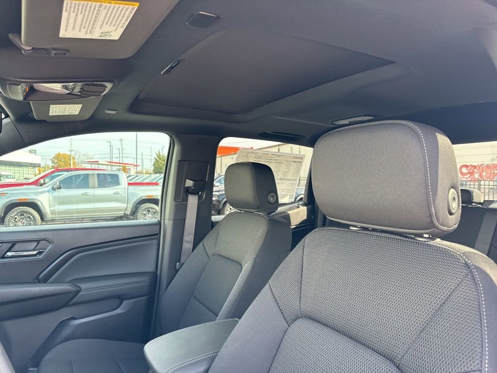 New 2026 GMC Canyon Elevation w/ Convenience Package image 21