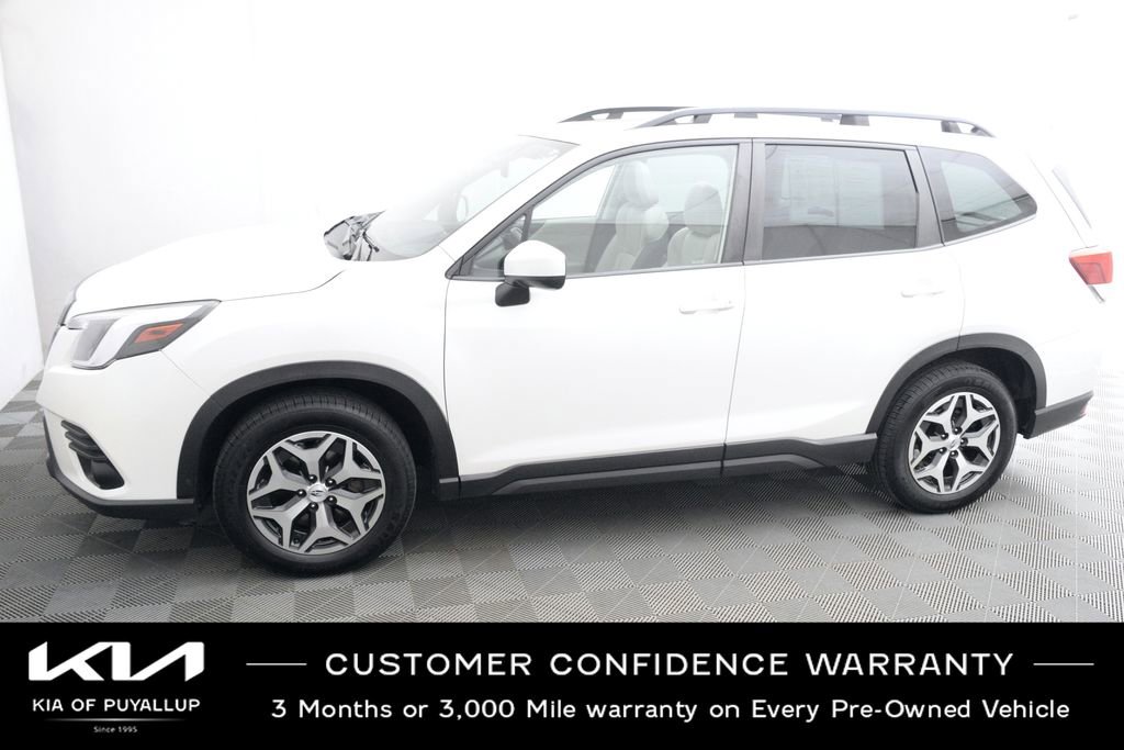 Used 2022 Subaru Forester Premium AWD/4WD image 8