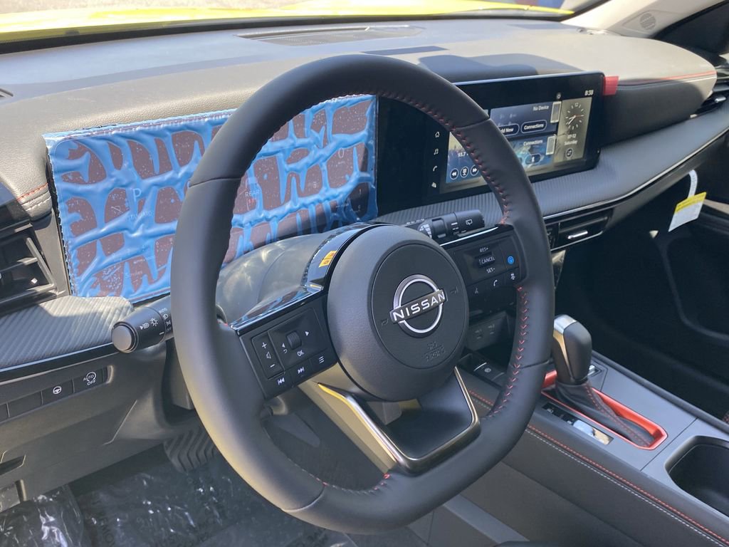 New 2025 Nissan Kicks SR image 13