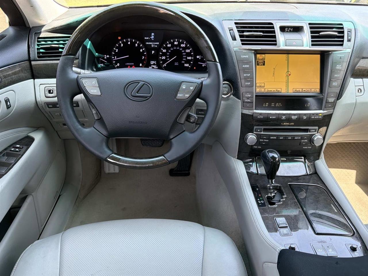 Used 2011 Lexus LS 460 w/ Comfort Pkg RWD image 15