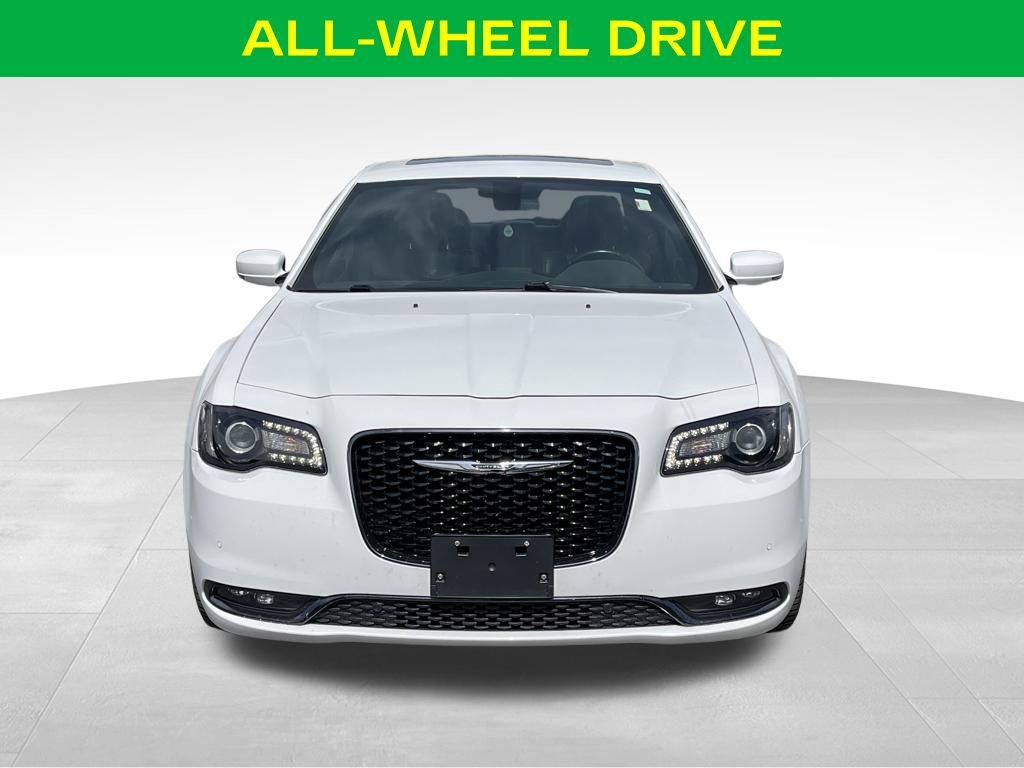 Used 2019 Chrysler 300 S w/ 300S Premium Group AWD/4WD image 3