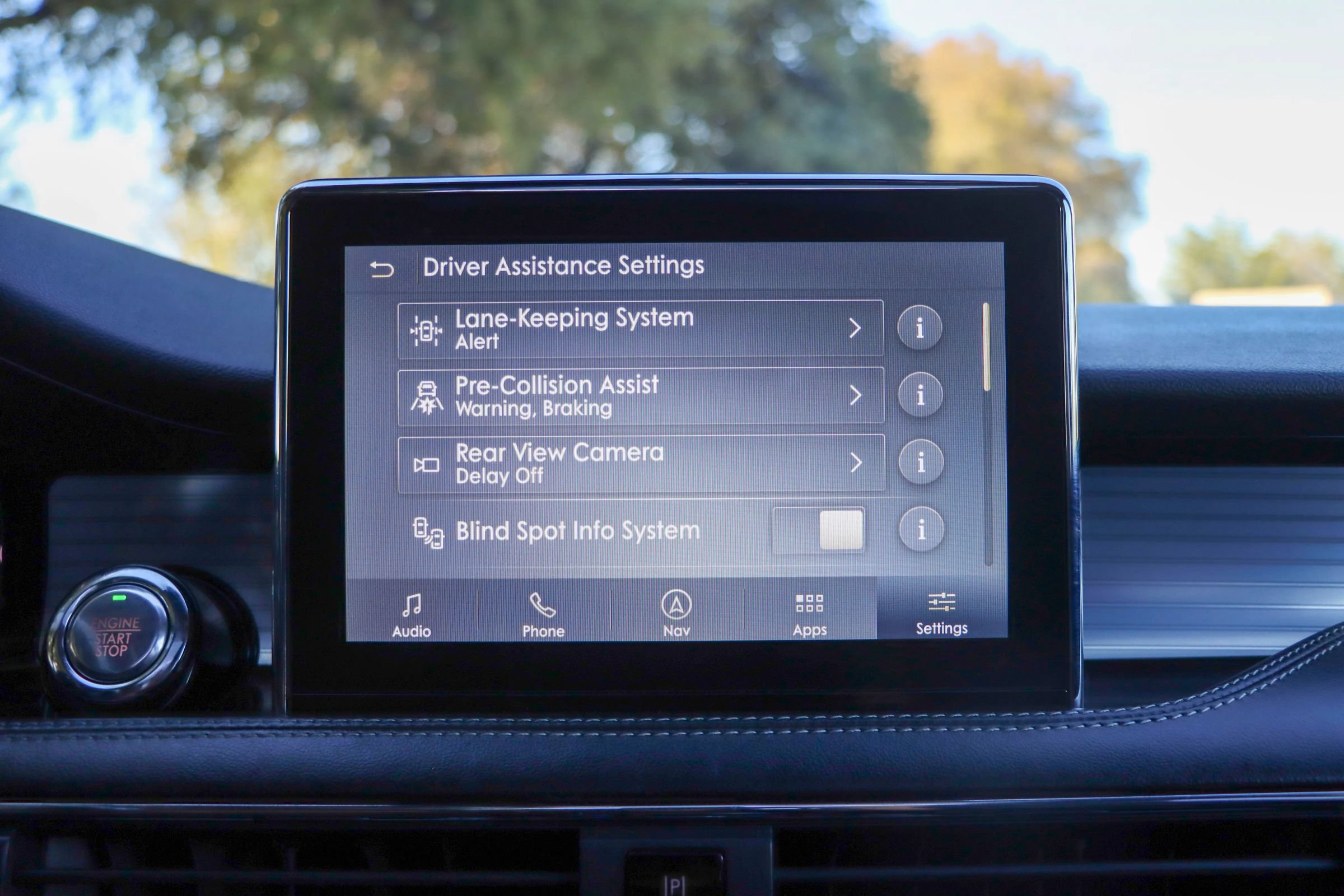 Used 2020 Lincoln Corsair AWD w/ Premium Package image 38