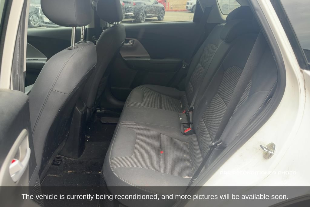 Used 2020 Kia Niro LX FWD image 12