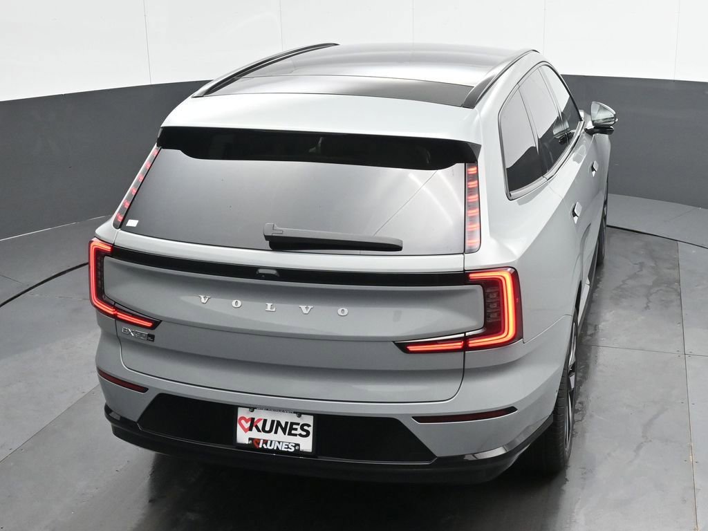 New 2025 Volvo EX90 Ultra image 33