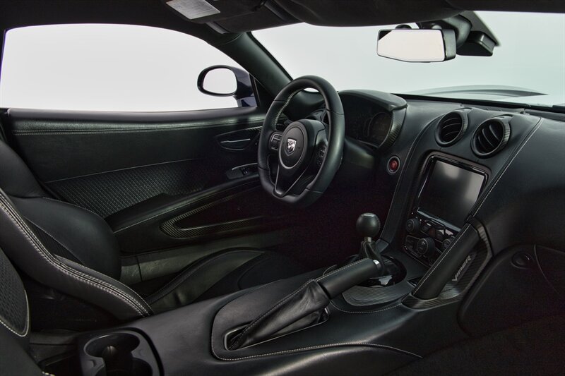 Used 2014 SRT Viper GTS w/ GTS Laguna Interior Package RWD image 36