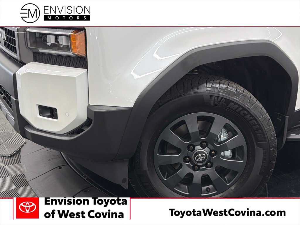 Used 2027 Toyota Land Cruiser AWD/4WD image 5